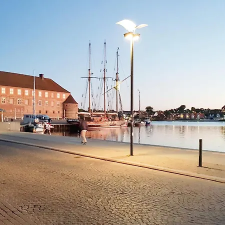 4 Person In S Nderborg