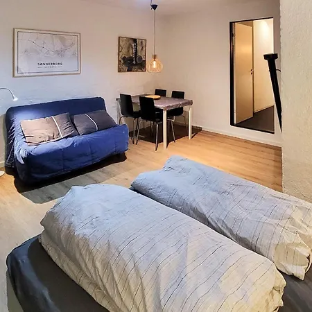 4 Person In S Nderborg *